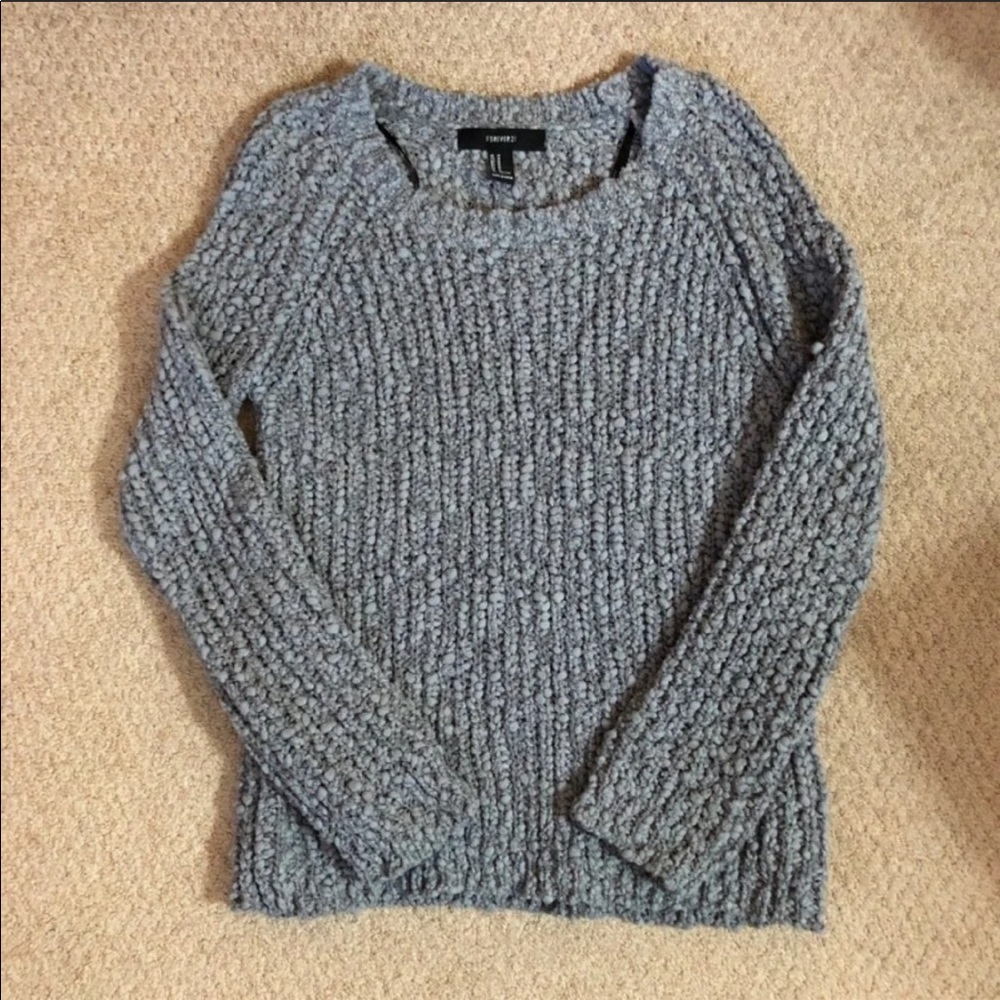 Forever 21 Women’s Medium Gray Crewneck Sweater